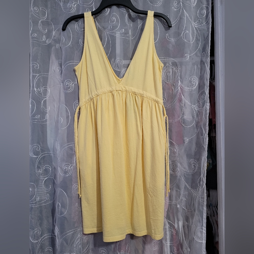 🟣 Deep V Dress